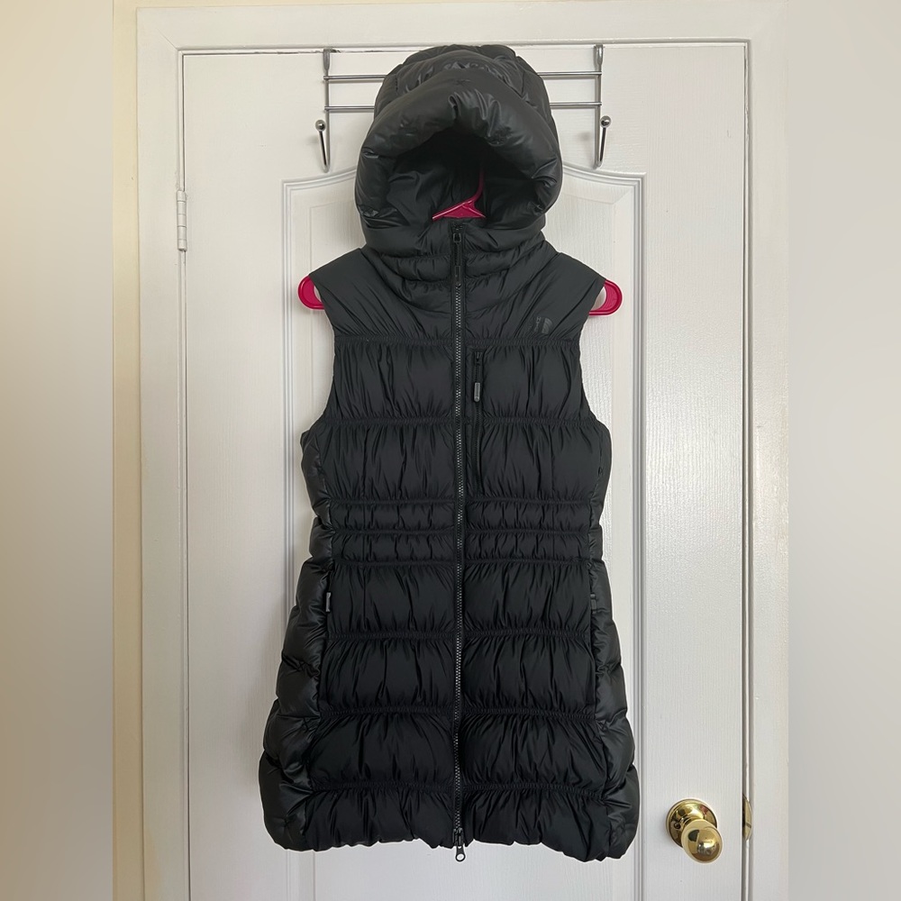 The north face - fancy black label expedition proven - new w/o tags - size small